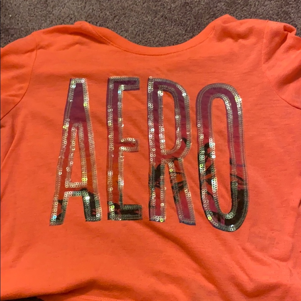 Aero crop tee for the summer